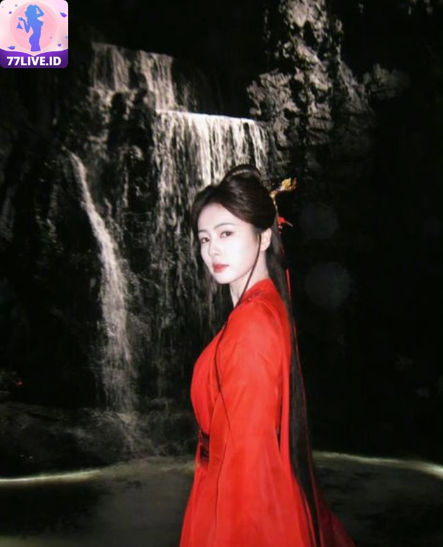 Bạch Thước -hot51.live
