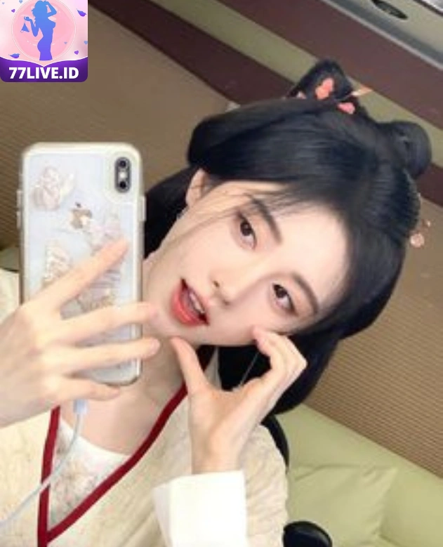 Dương Thái Vi -hot51.live
