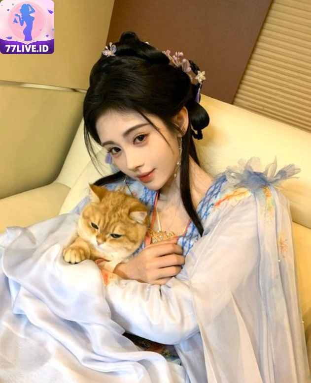 Khương Lê Phi -hot51.live