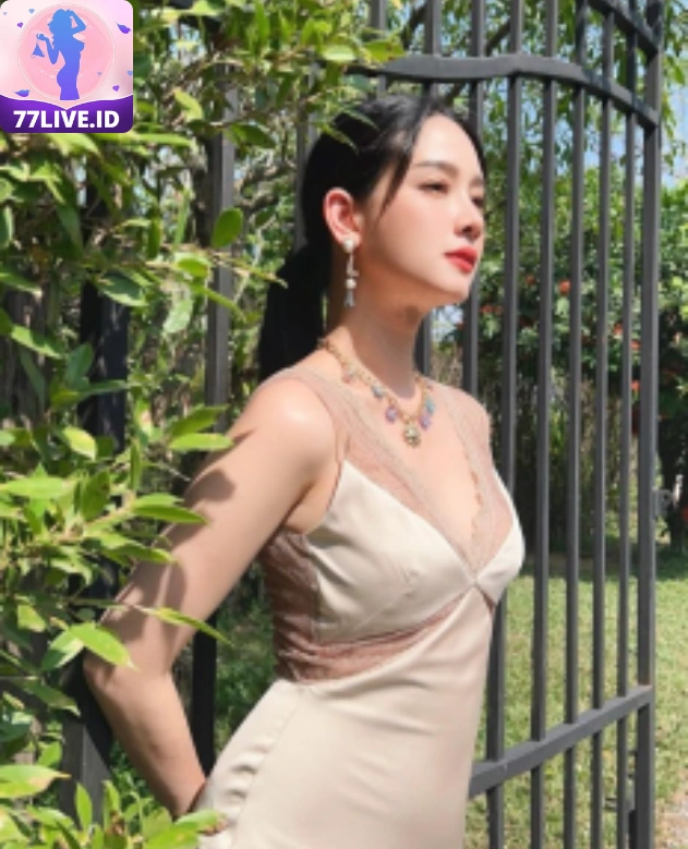 mo_amena -hot51.live