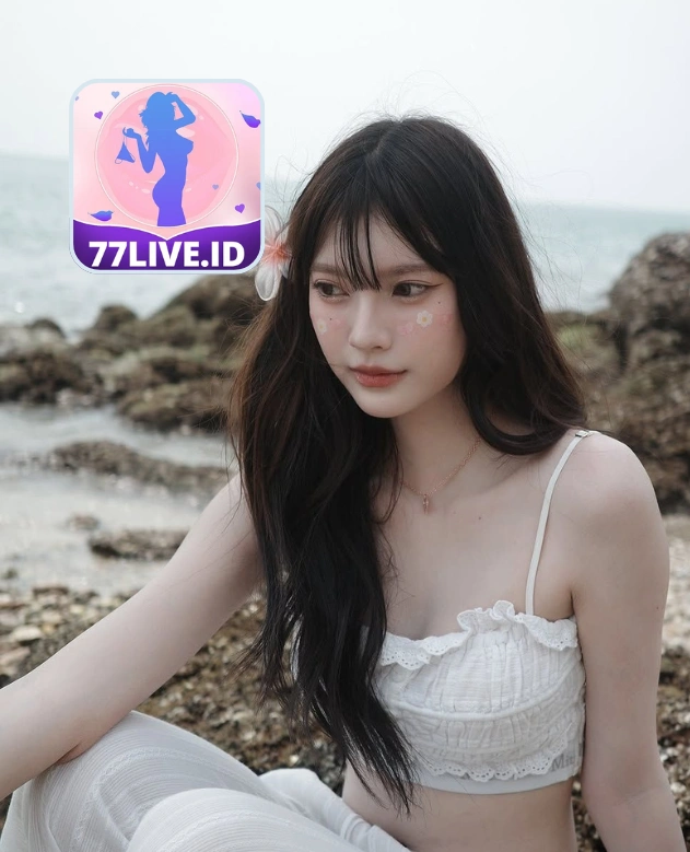 Aurora Collins-77LIVE.ID