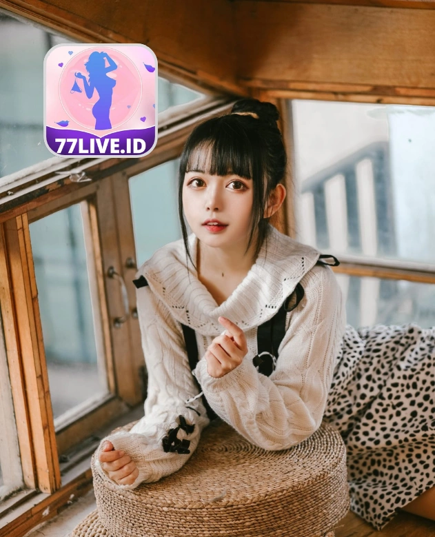 Ava Reynolds-77LIVE.ID