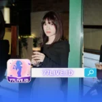 Chloe Stewart Cantik di Hot51 APK 2026