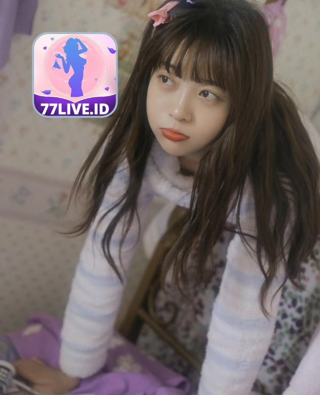 Elise Carter-77LIVE.ID