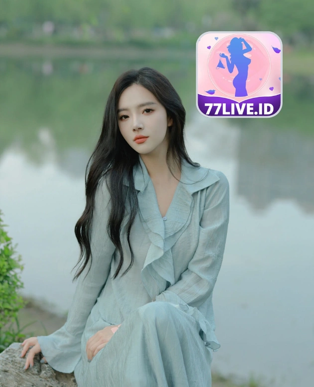 Emma Collins-77LIVE.ID