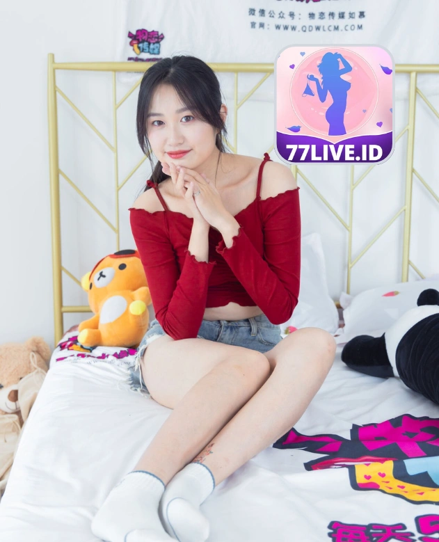 Lillian Foster-77LIVE.ID