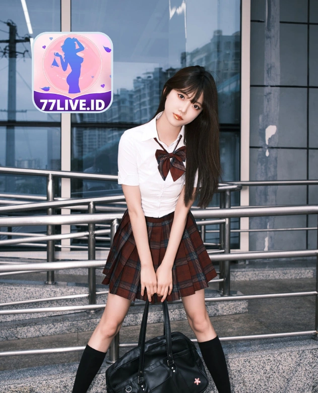 Natalie Chapman-77LIVE.ID