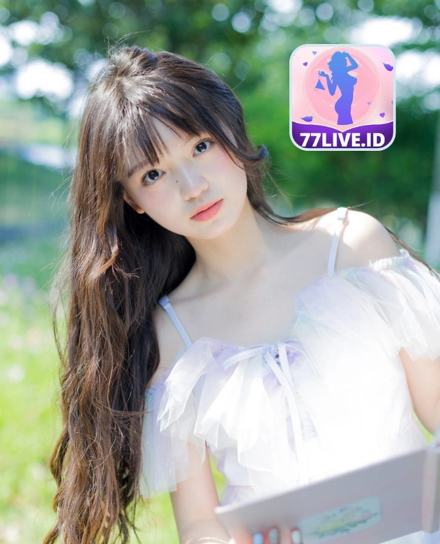 Whitney Grant -77LIVE.ID