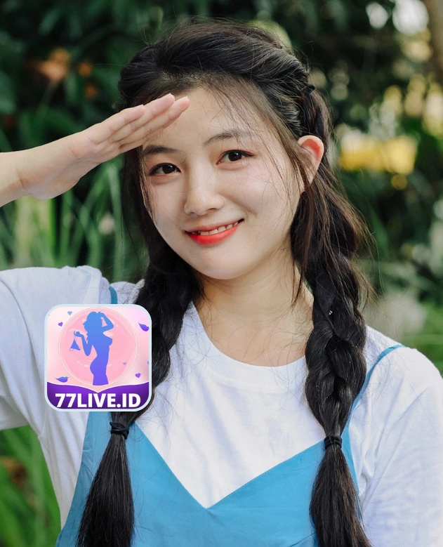 Xenia Holmes -77LIVE.ID