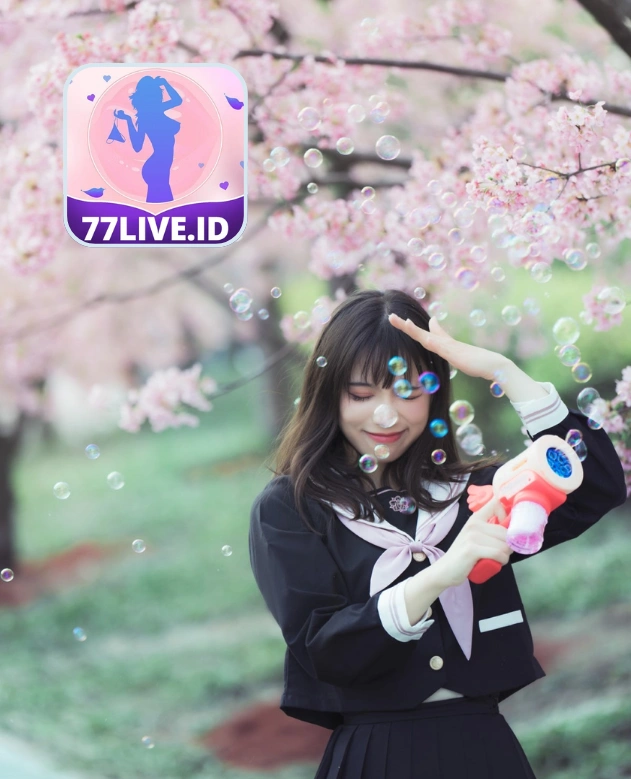 Emma Davis-77LIVE.ID