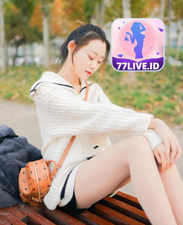 Serena Vaughn-77LIVE.ID