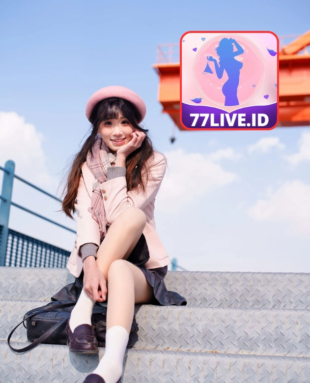 Julian Sanders-77LIVE.ID