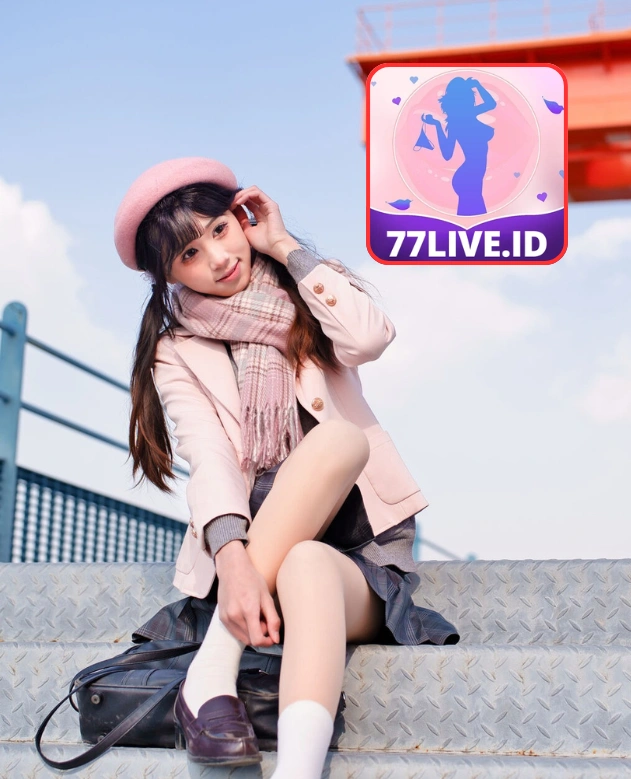 Julian Sanders-77LIVE.ID